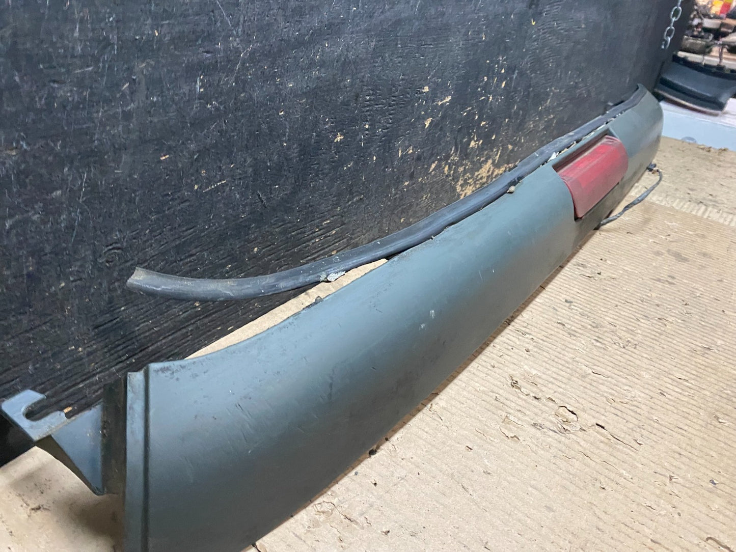 1996 to 2002 Chevrolet Express 3rd Third Brake Light Trim Spoiler W6085 DG2