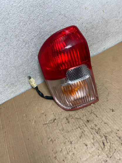 2001 2002 2003 Toyota Rav4 Left Driver LH Side Tail Light AI9191 LK2