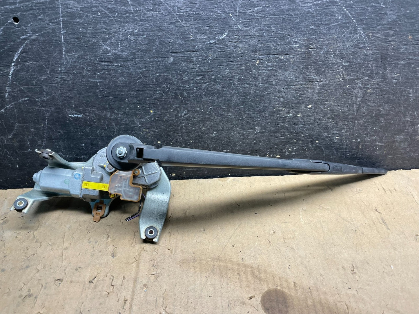 2007 to 2012 Acura RDX Rear Wiper Motor W7362 PS0