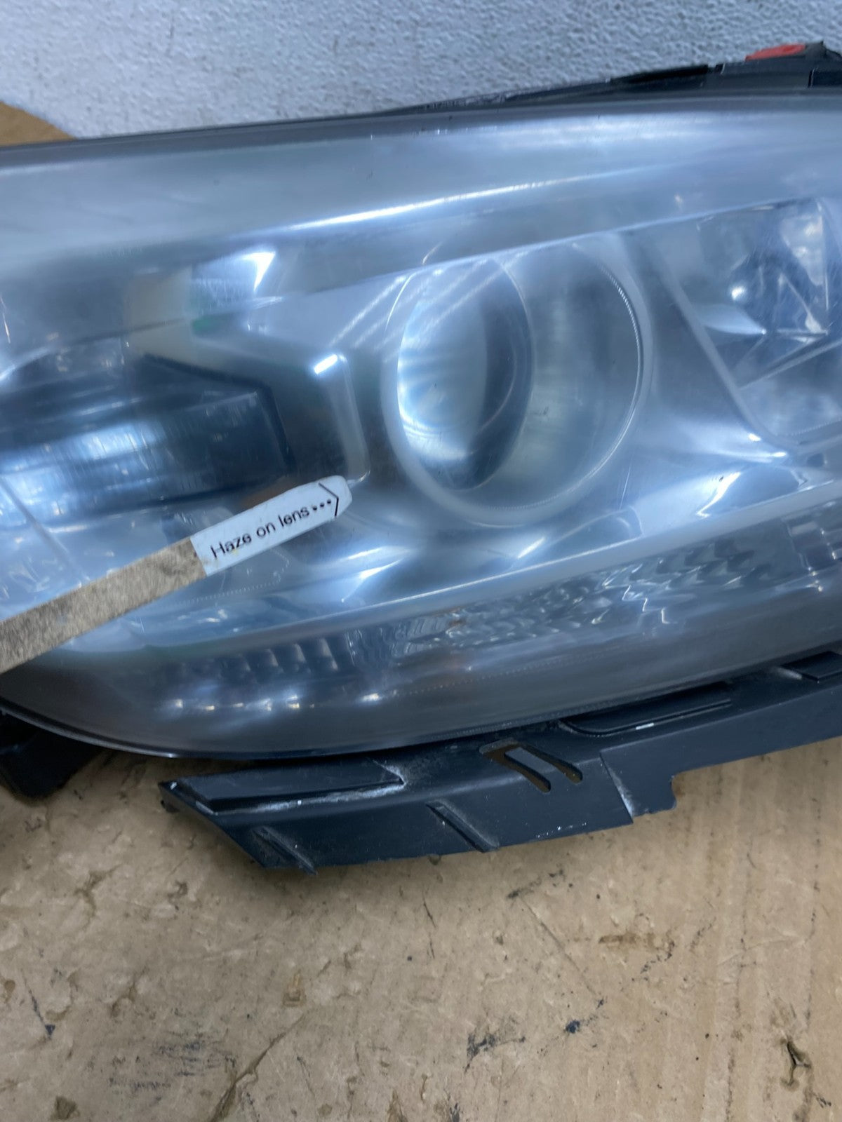 2013 - 2015 Chevrolet Malibu Projector Headlight Right Passenger AD3763 DW5