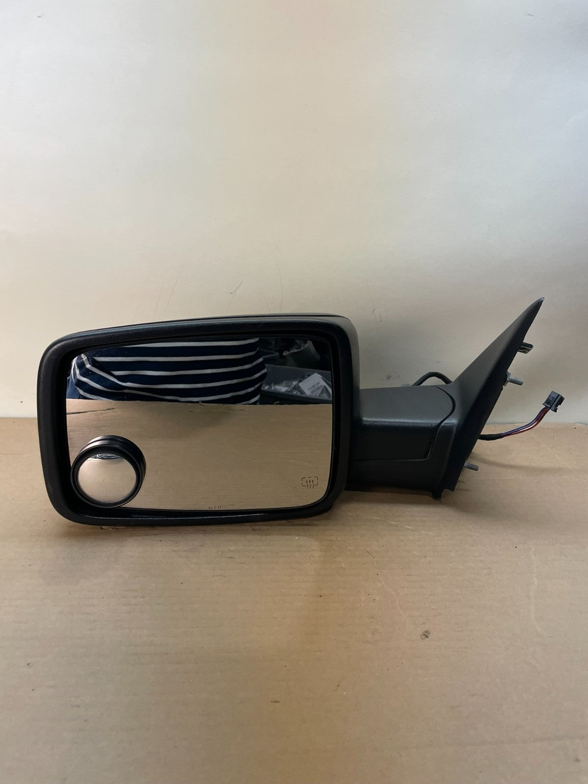 2009 - 2012 Ram 1500 Left Driver LH Side View Door Heated Mirror AH8781 DW9
