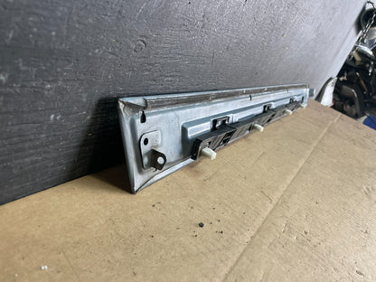 2005-2010 Honda Odyssey Left Driver Rail Cover Quarter Trim Molding J3913 DG9