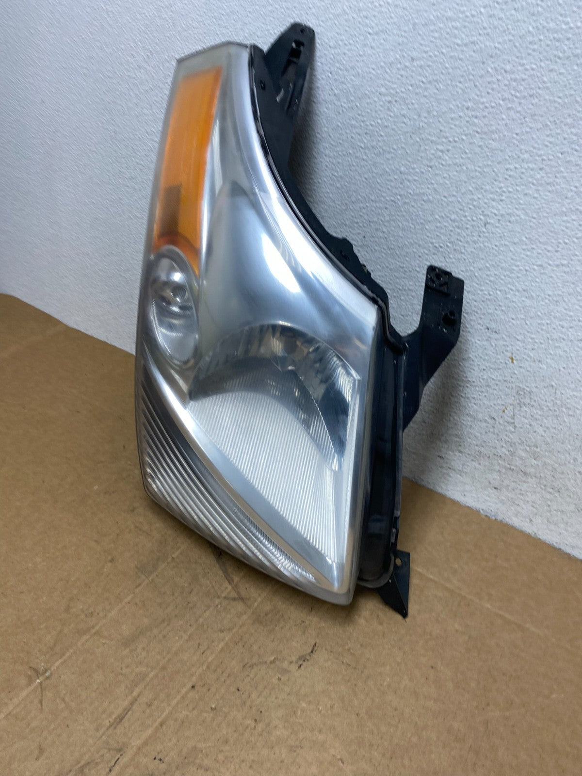 2007 to 2009 Suzuki XL-7 XL7 Right Passenger RH Side Headlight AD6099 DW1