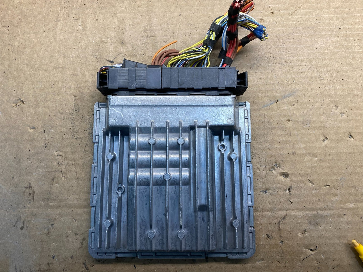 2007 to 2010 Bmw 323i Ecm Ecu Engine Computer 7594483 AD9799 DW0