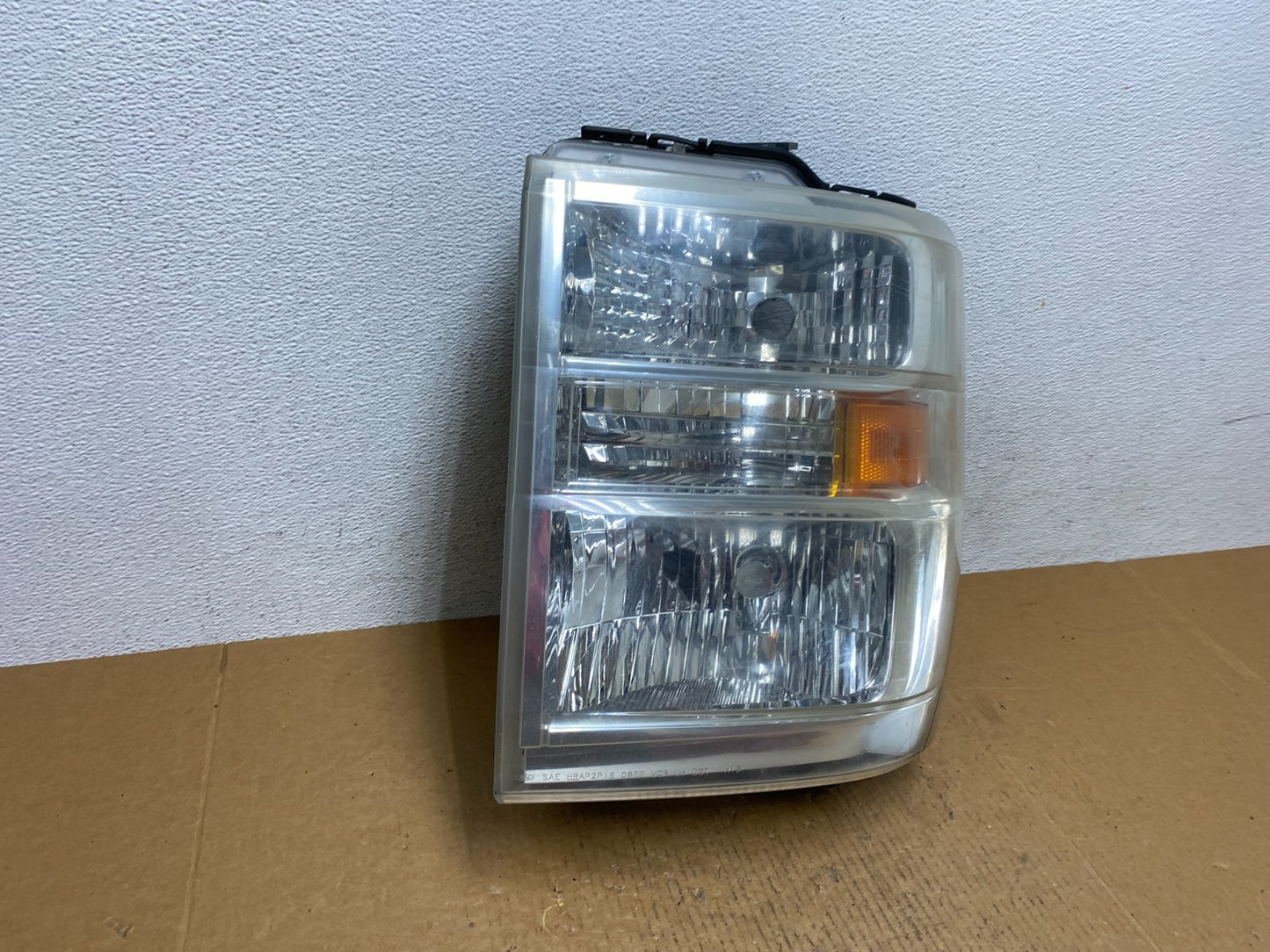 2008-2014 Ford Econoline E150 E250 E350 Left Driver LH Headlight AE0660 DW2