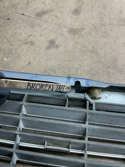 1994 to 1998 Mercedes-Benz W140 S600 S500 S320 Front Upper Grille M5176 DG11