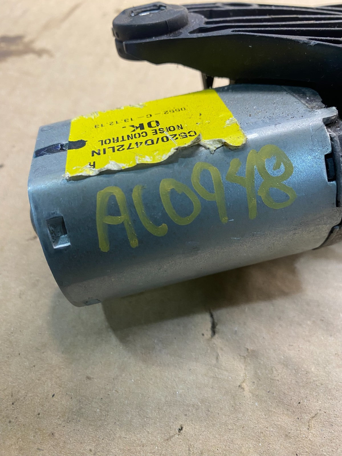 2013 to 2019 Ford Escape Rear Windshield Wiper Motor OEM ac0948 DG6