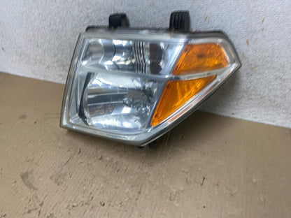 2005-2007 Nissan Pathfinder Halogen Headlight Left Driver LH AJ2211 DW1