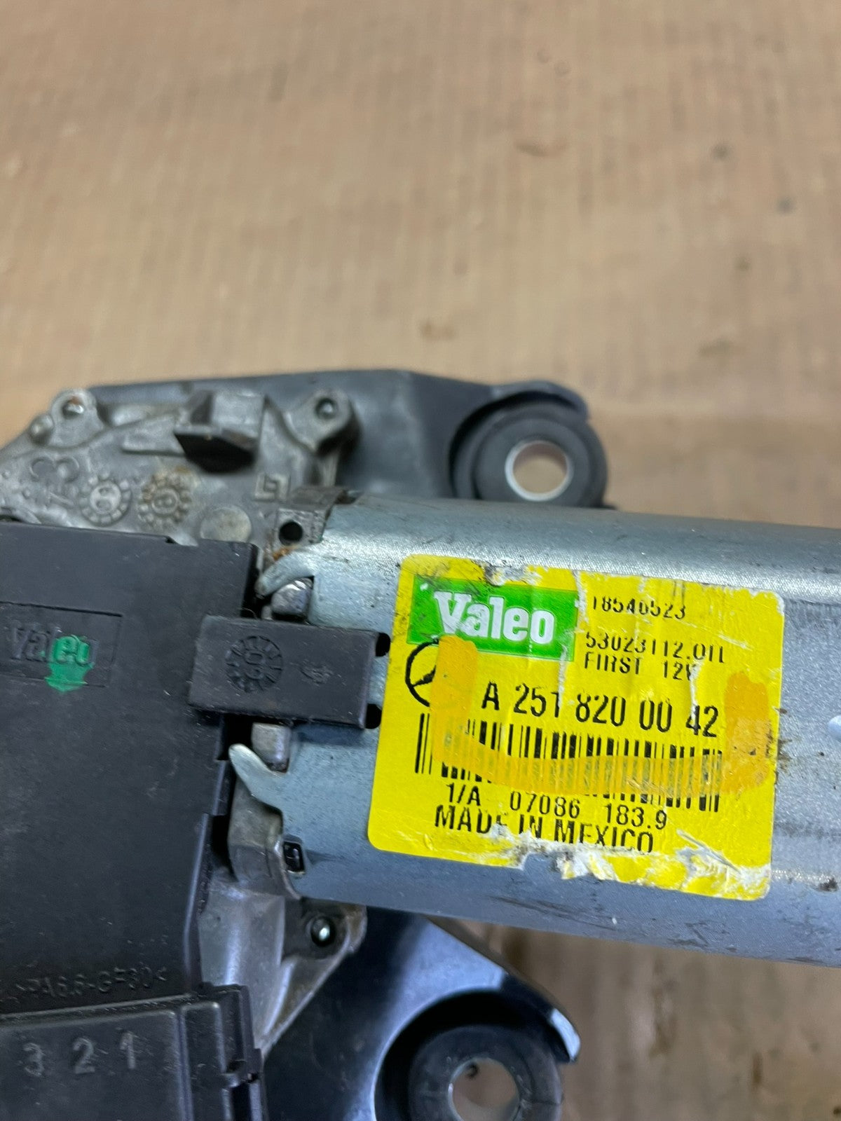 2006-2013 Mercedes GL450 ML500 R550 Rear Glass Windshield Wiper Motor AB2841 DG6