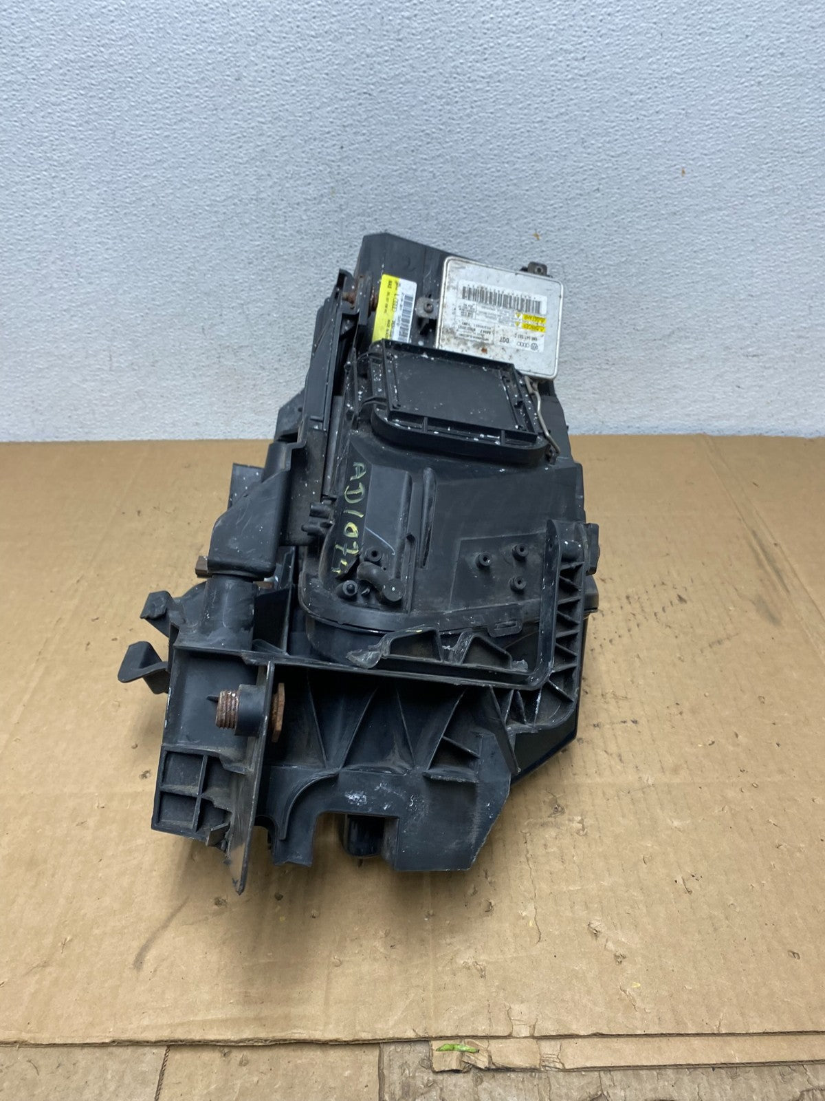2009-2012 Audi Q5 Left Driver LH Side Xenon HID Headlight AD1074 DW6