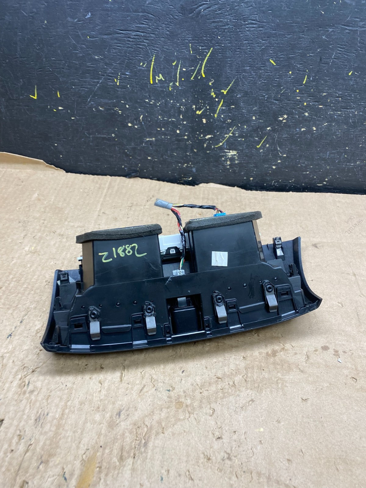 2004 to 2008 Acura TL Front Dash Dashboard AC Center Clock Air Vent z1882 DG5