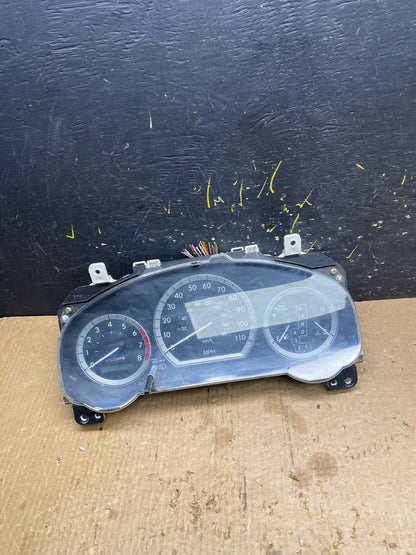 2004 2005 Toyota Sienna Speedometer Cluster Gauge Z7331 DG0