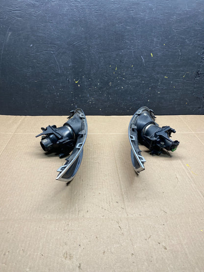 2013 to 2016 Lincoln MKT Left+Right Set Front Fog Light Bezel OEM r3019 DG3