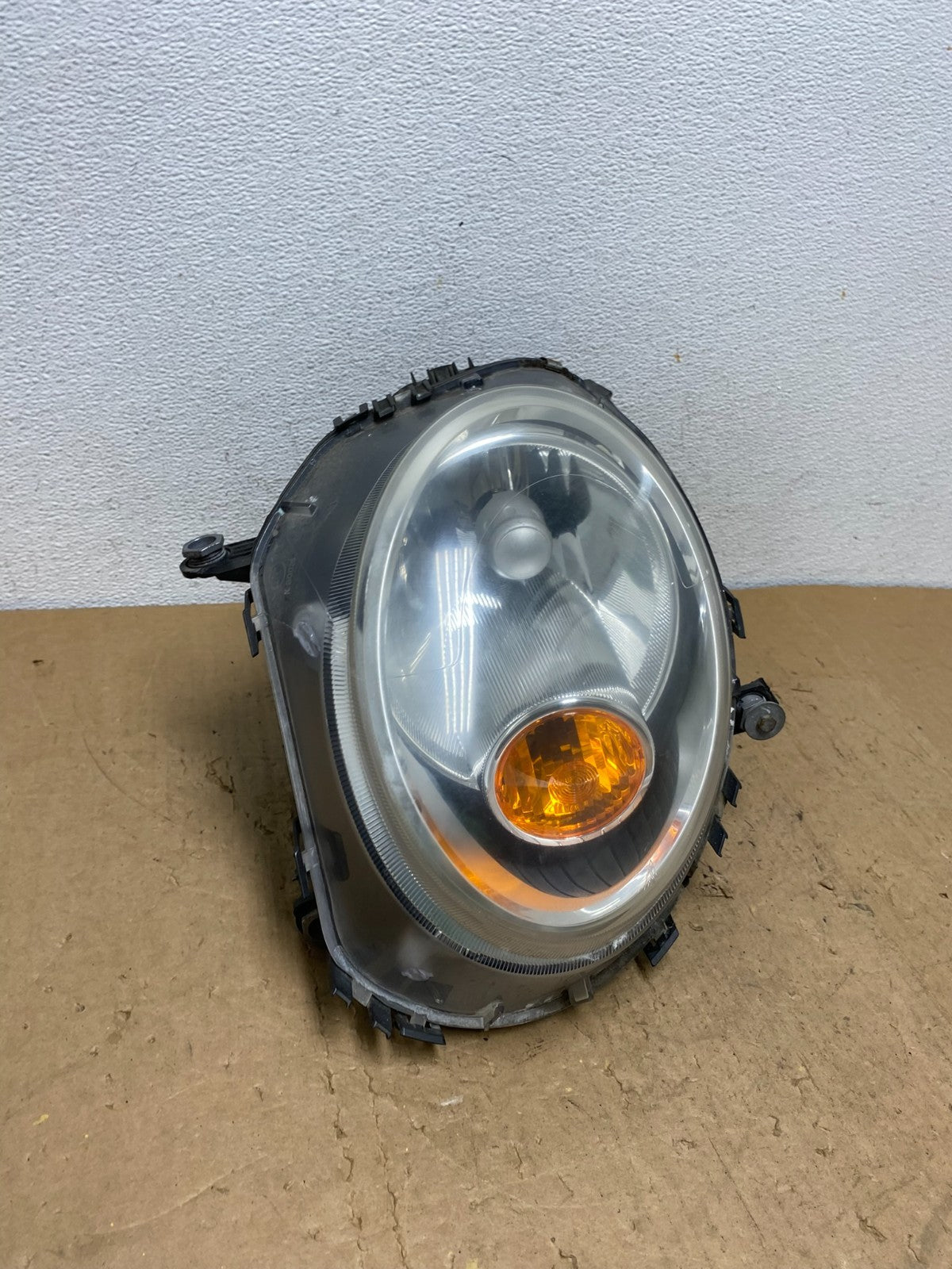 2007 to 2013 Mini Cooper Left Driver Lh Side Headlight Halogen AD0654 DW2