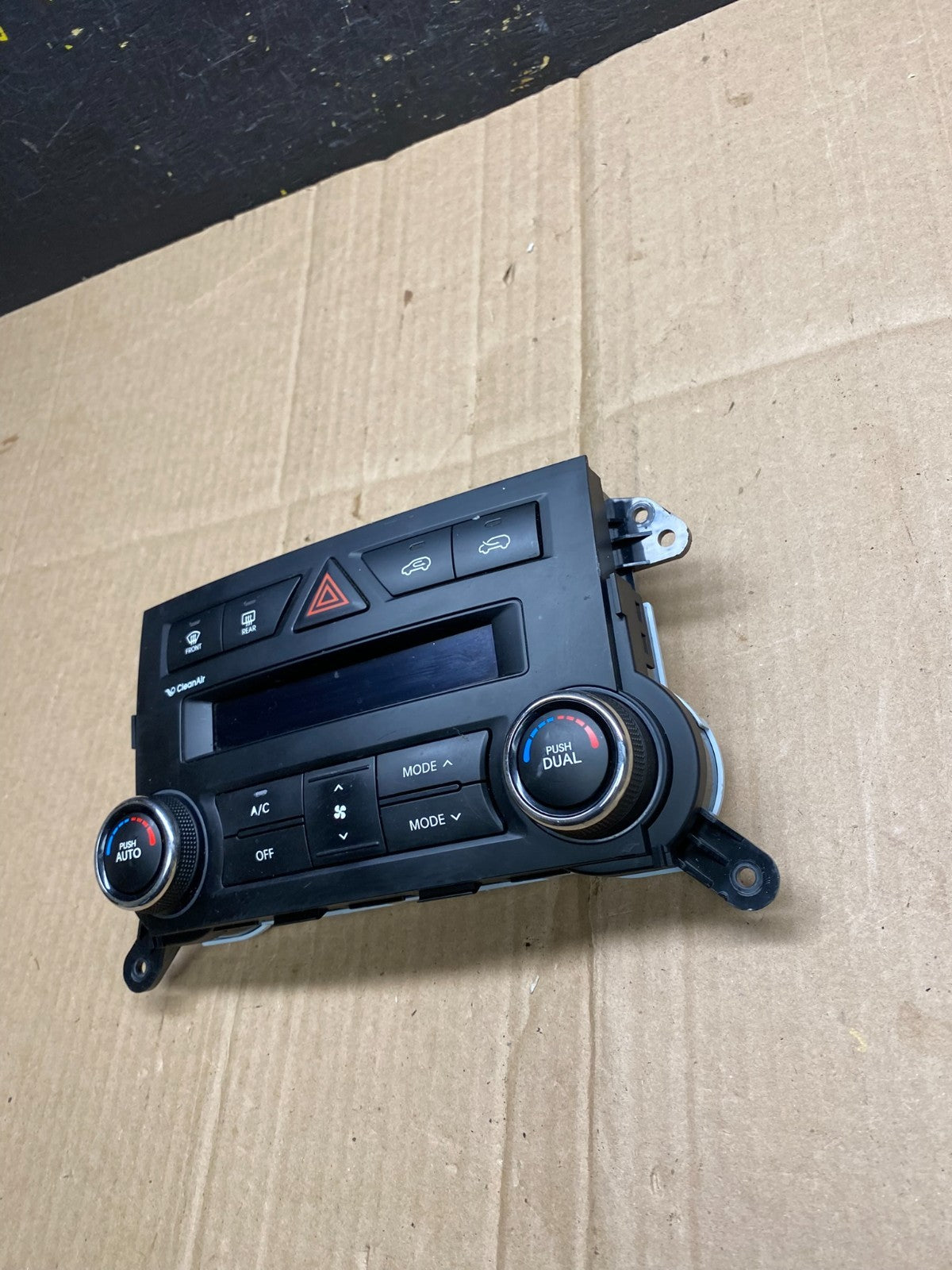 2012 2013 Kia Sorento Temperature AC Climate Control 97250-1U550  aa4594 DG2