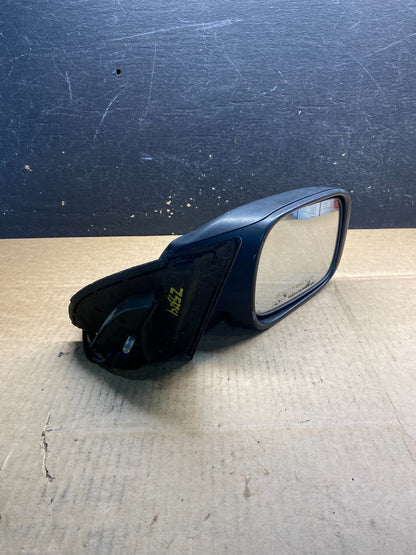 2003 to 2006 Volvo XC90 Right Passenger Side View Door Mirror OEM AB3991 MS8