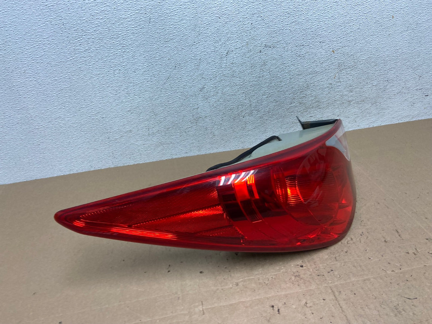 2011 2012 2013 Hyundai Sonata Left Driver LH Side Tail Light AE6095 LK2