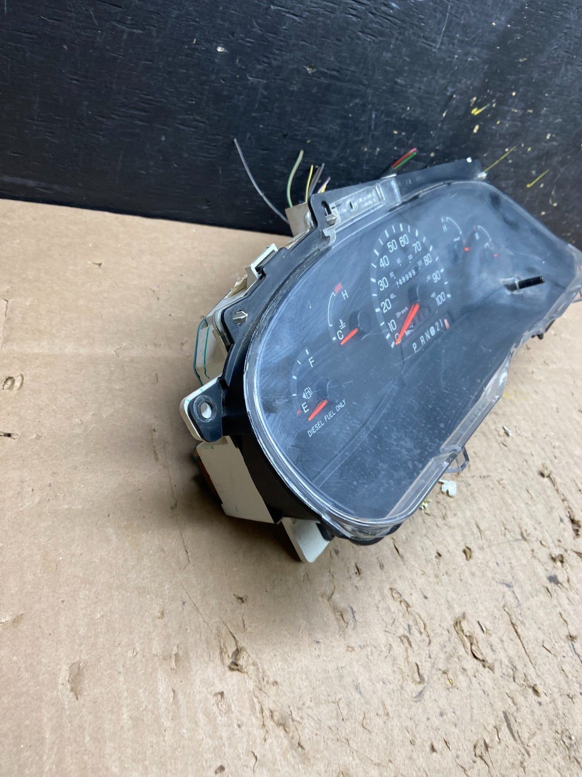 2000 to 2002 Ford Econoline E250 E350 Van Speedometer Instrument Cluster t60022