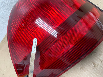 2003 to 2011 Mercury Grand Marquis Right Passenger Side Tail Light AE9361 LK3