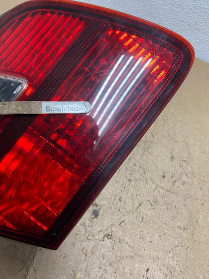 1998-1999 Toyota Avalon Left Driver Lh Side Inner Tail Light AC7333 DW3
