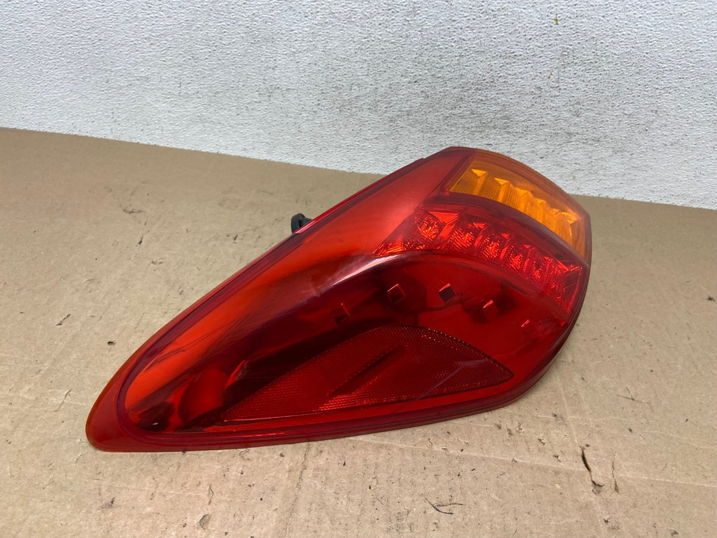 2009 2010 Nissan Murano Left Driver Lh Side Tail Light AE6150 LK2