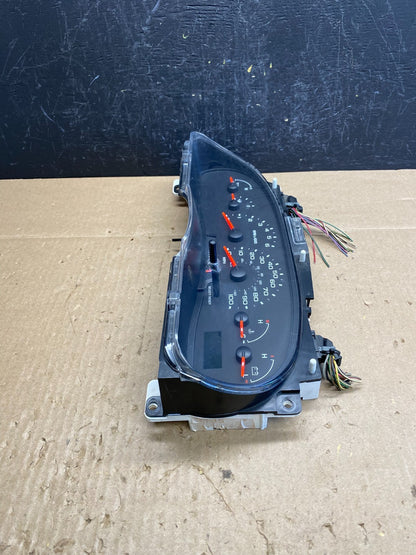 2004 to 2008 Ford E150 E250 E350 Gauge Speedometer Cluster AC66752