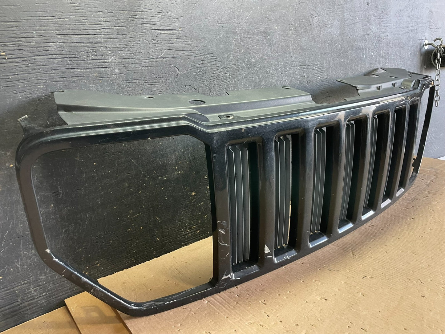 2008 2009 2010 2011 2012 Jeep Liberty Front Upper  Grill Grille OEM aa2196 DG2