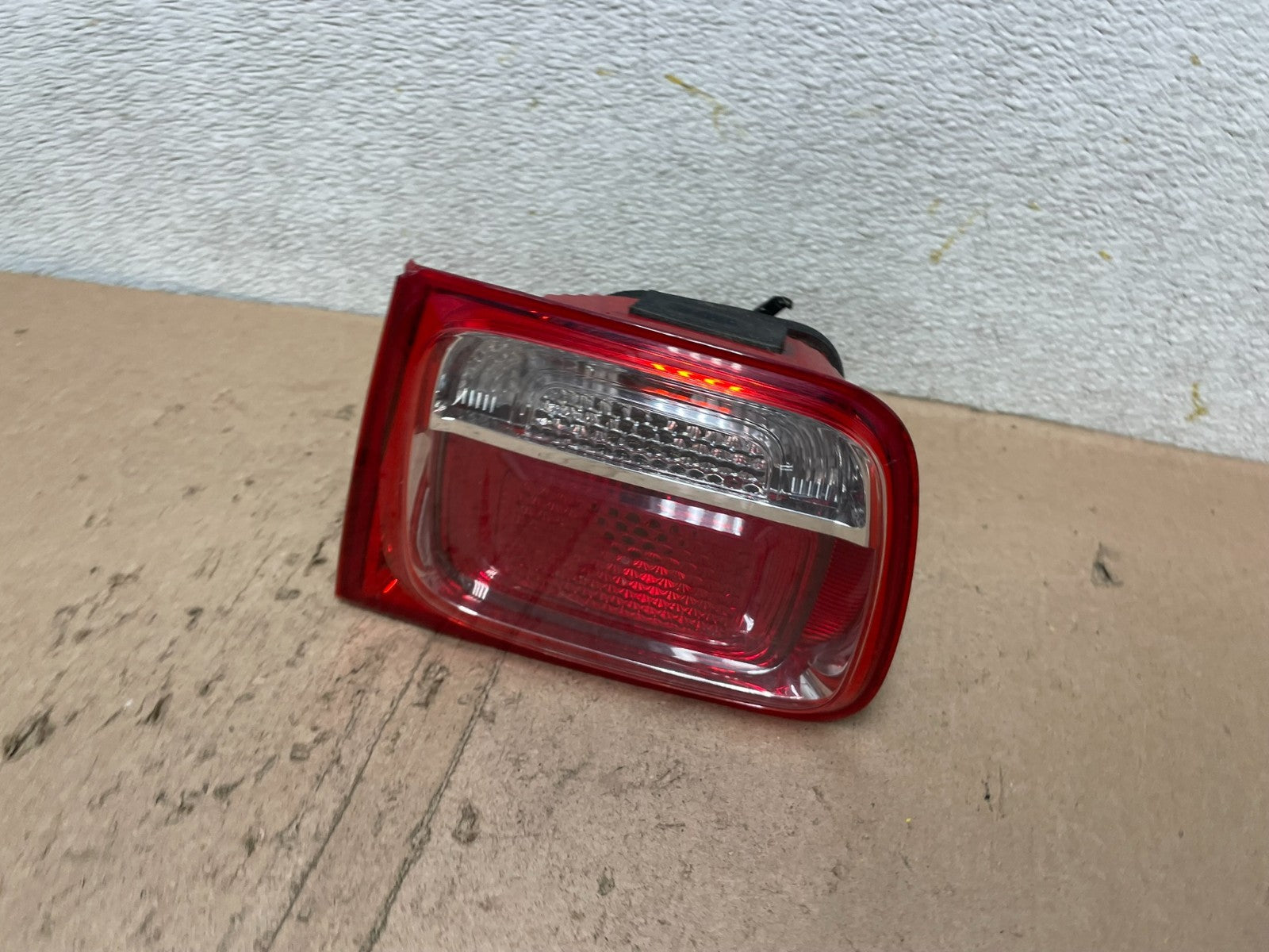 2013-2016 Chevrolet Malibu Right Passenger Rh Inner Tail Light Oem Q4730 DW1