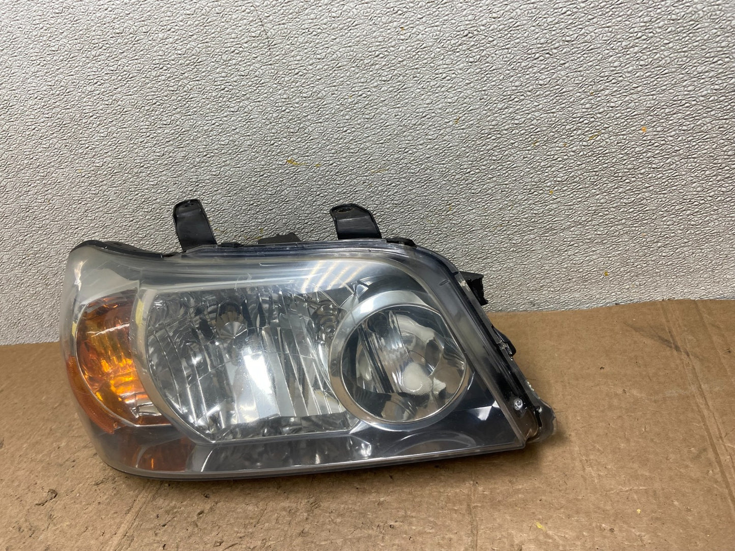 2004 2005 2006 Toyota Highlander Headlight Right Passenger RH Side Oem AA4212 DW1