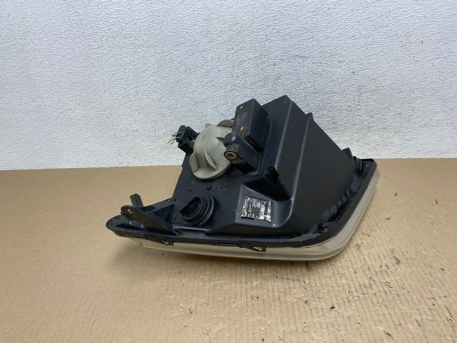 2010 to 2013 Ford Transit Connect Right Passenger Side Headlight AE7081 LK5