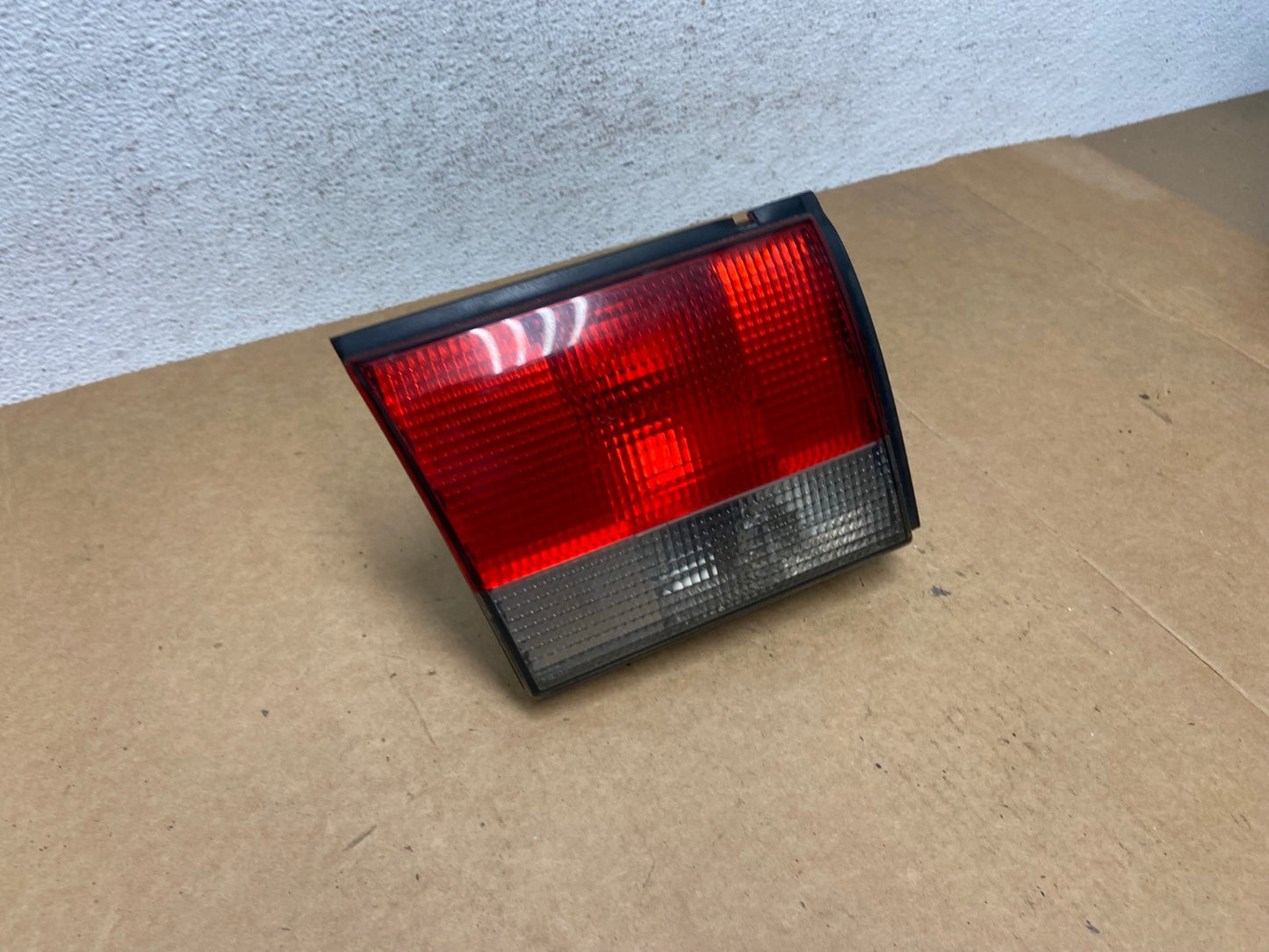 1994 to 1998 Saab 900 & Turbo Left Driver Side Tail Light Inner AE2933 LK2