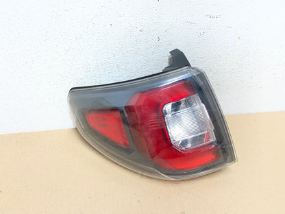 2013 to 2016 GMC Acadia Left Driver LH Side Tail Light AE9461 LK0