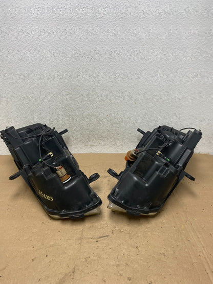 2008 to 2016 Chrysler Town and Country Left+Right Side Headlights AG5383 DW8