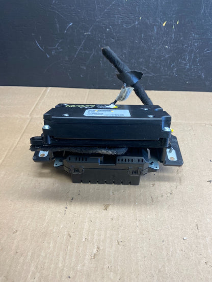 2012 to 2013 Ford Explorer Screen Communication Module AB9308 DG4
