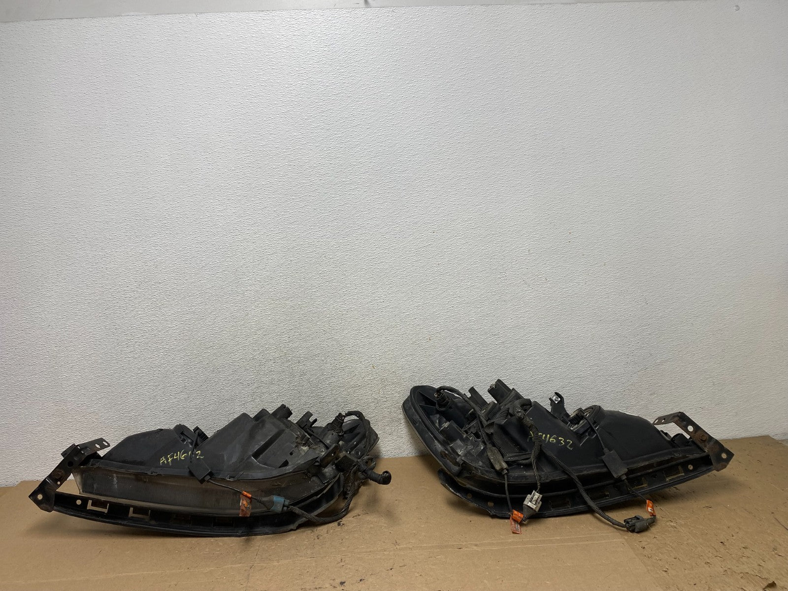 2003 - 2007 Honda Accord Left+Right Set Halogen Headlights AF4632 DW7