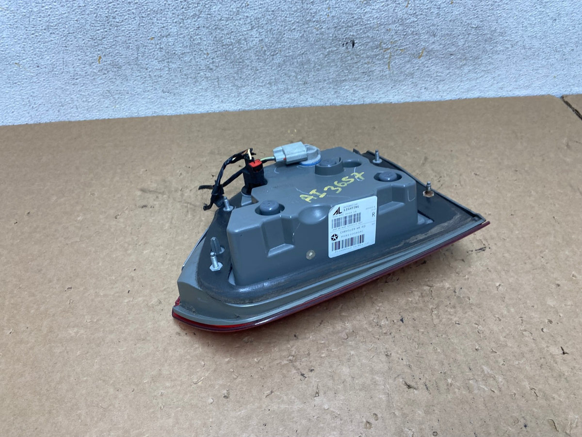 2014 - 2021 Jeep Grand Cherokee Right Passenger Inner Tail Light AI3657 LK5