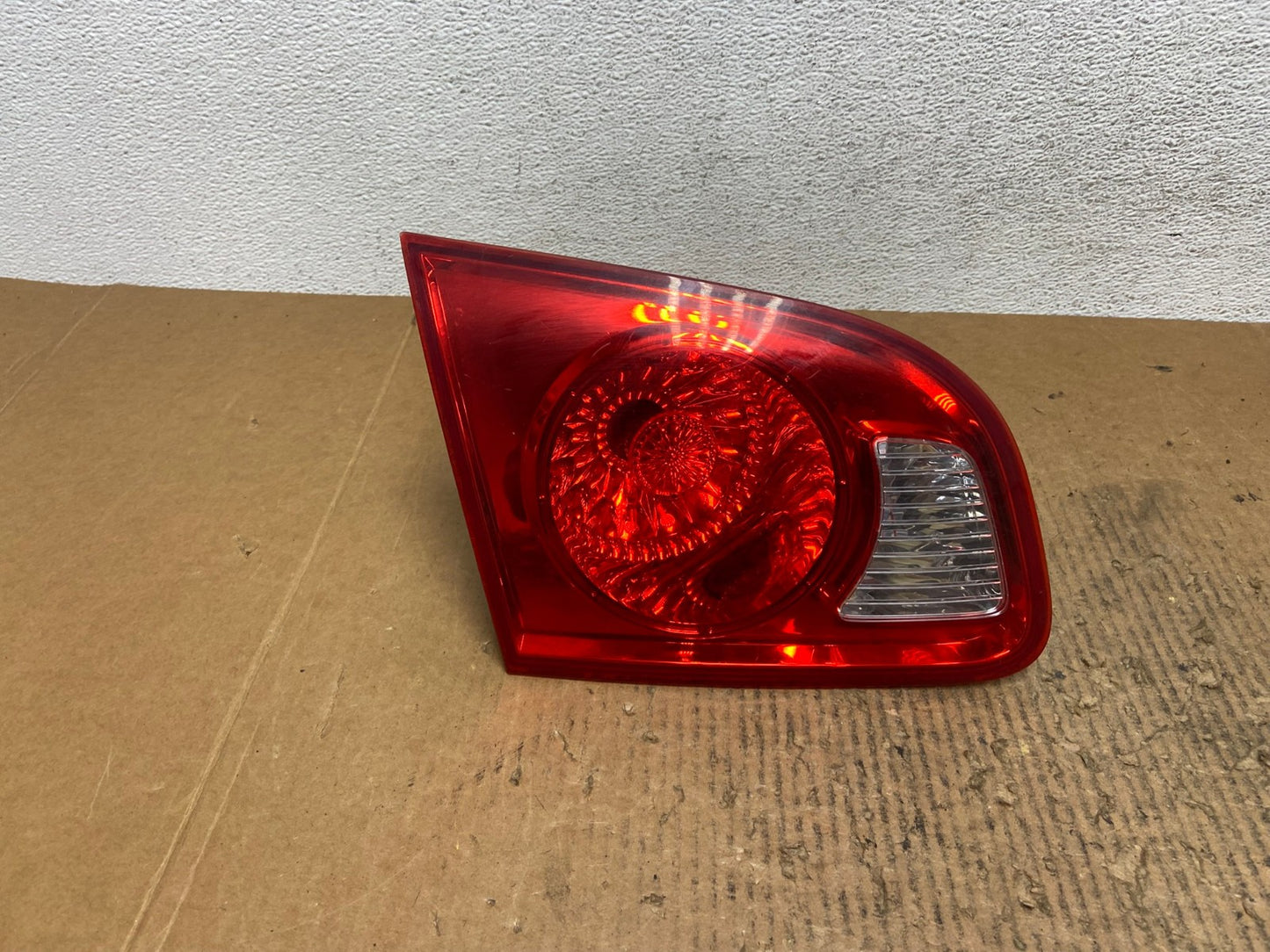 2007 2008 2009 Hyundai Santa Fe Left Driver LH Tail Light Inner AE2608 LK0