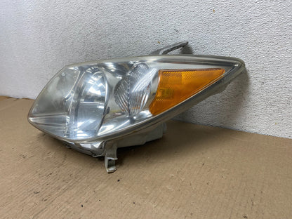 2005 to 2008 Pontiac Vibe Left Driver LH Side Headlight Halogen AG7975 DW2