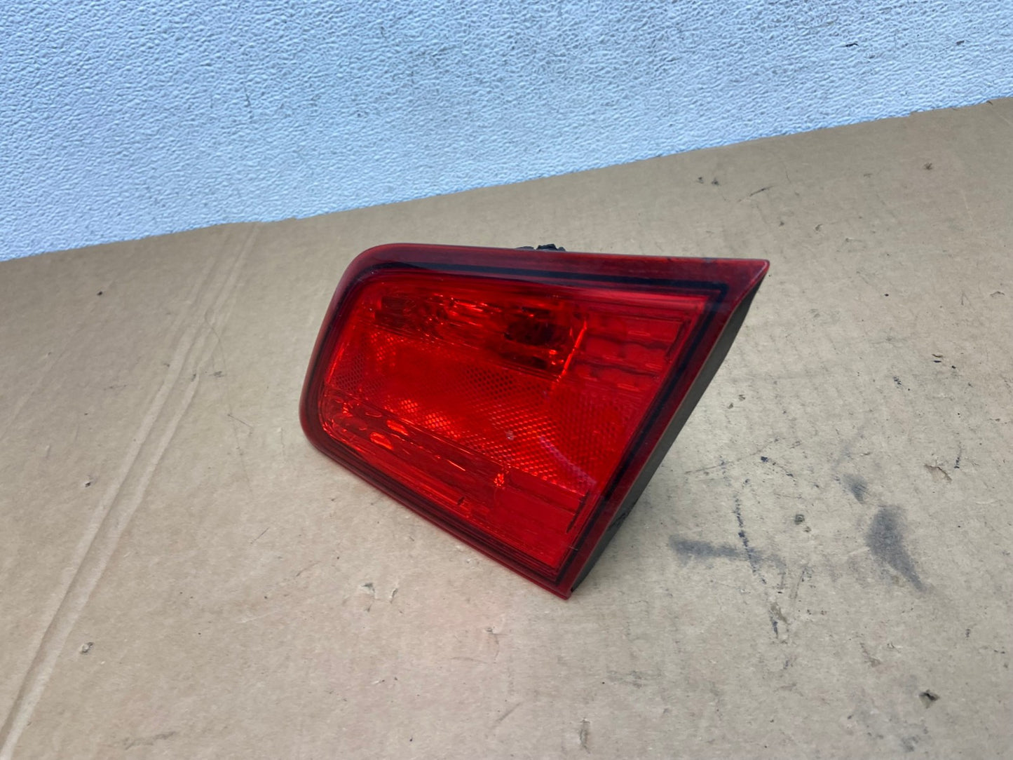 2010-2014 Subaru Legacy Right Passenger Rh Side Tail Light Inner AD2725 LK1