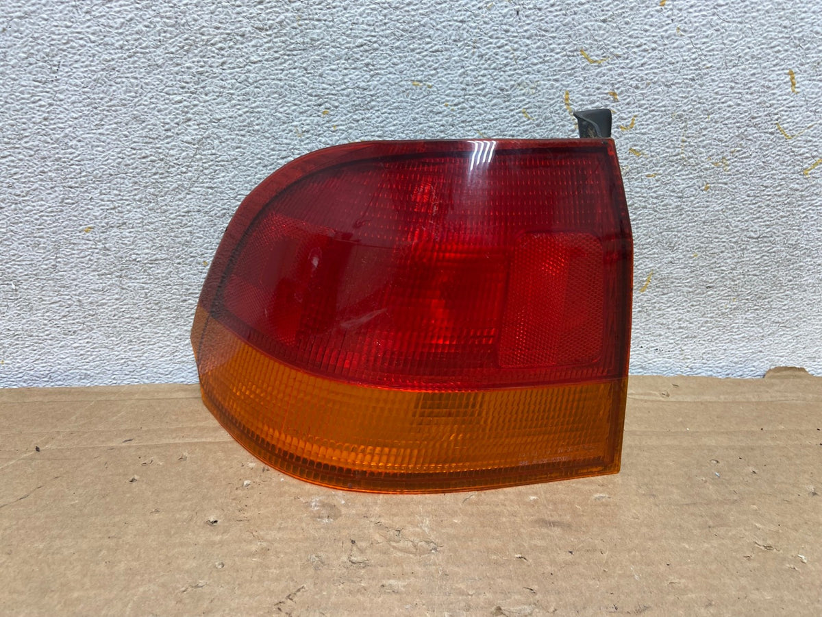 1996 to 1998 Honda Civic Tail Light Sedan Left Driver LH AH9044 LK0