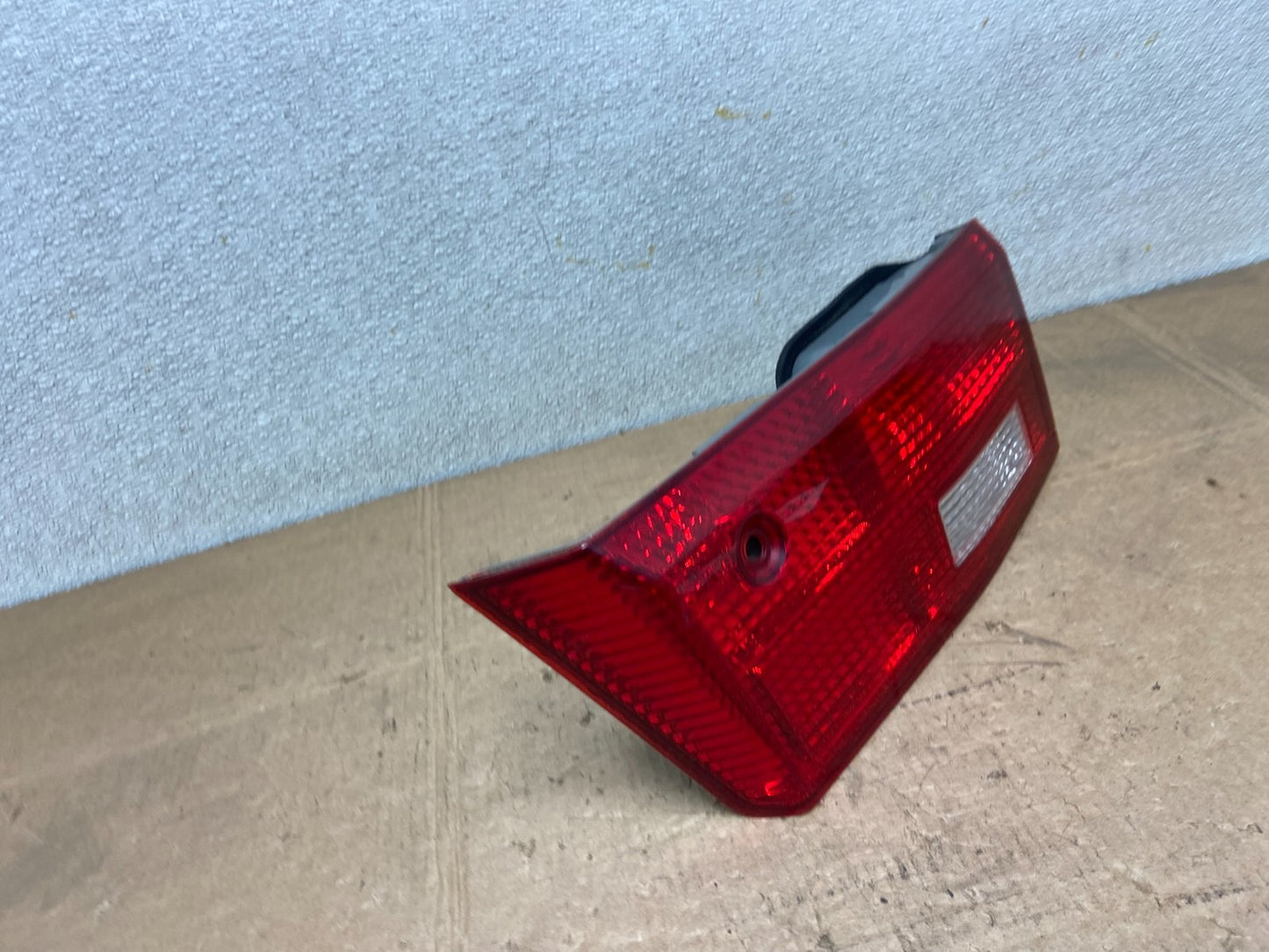 2005 Honda Accord Sedan Right Passenger Inner Tail Light Oem Y6010 DW2