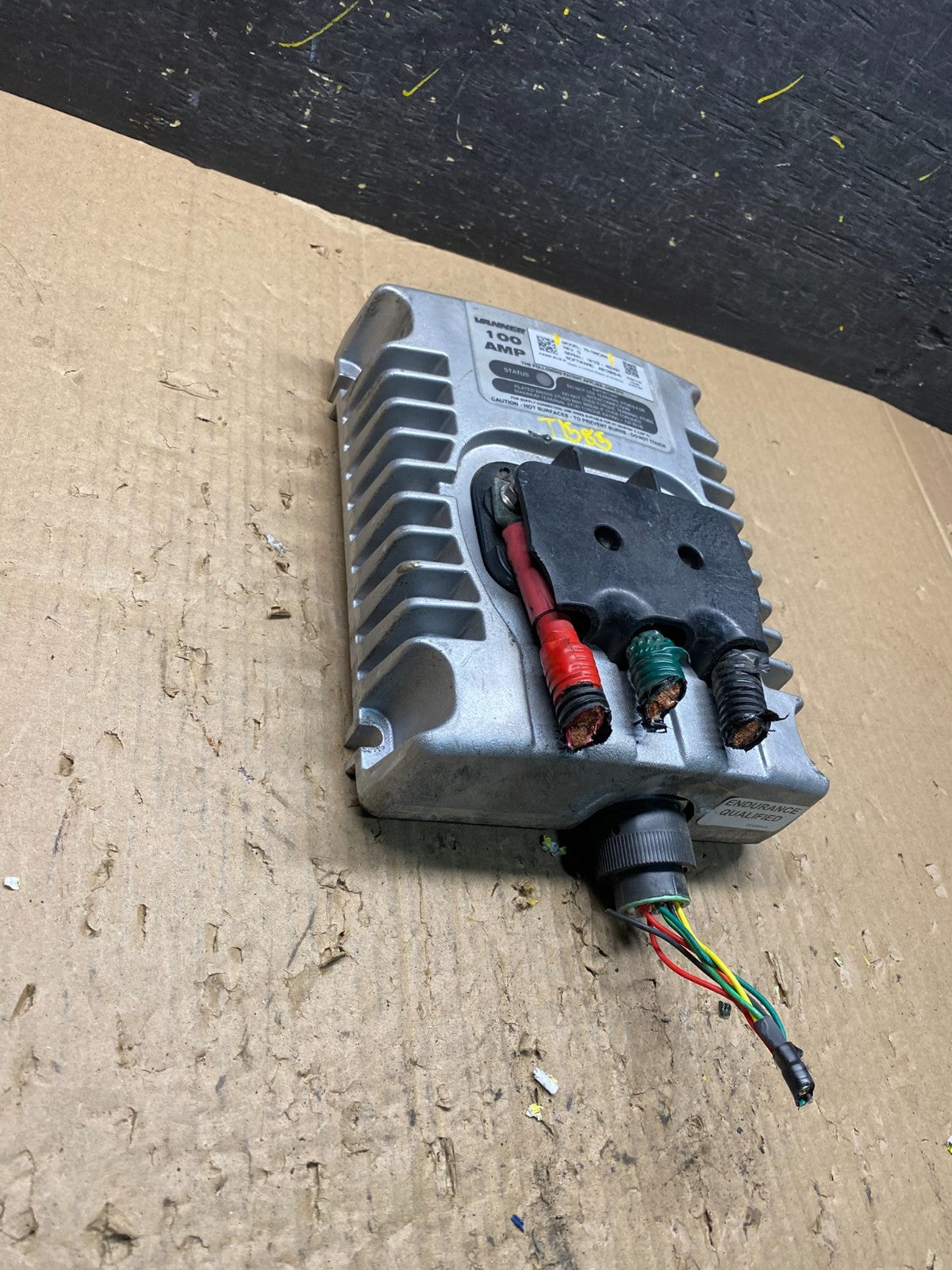 Vanner 70-100 Battery Equalizer 100 Amp 24 Volt Input to 12 Volt Output T1585 PS2
