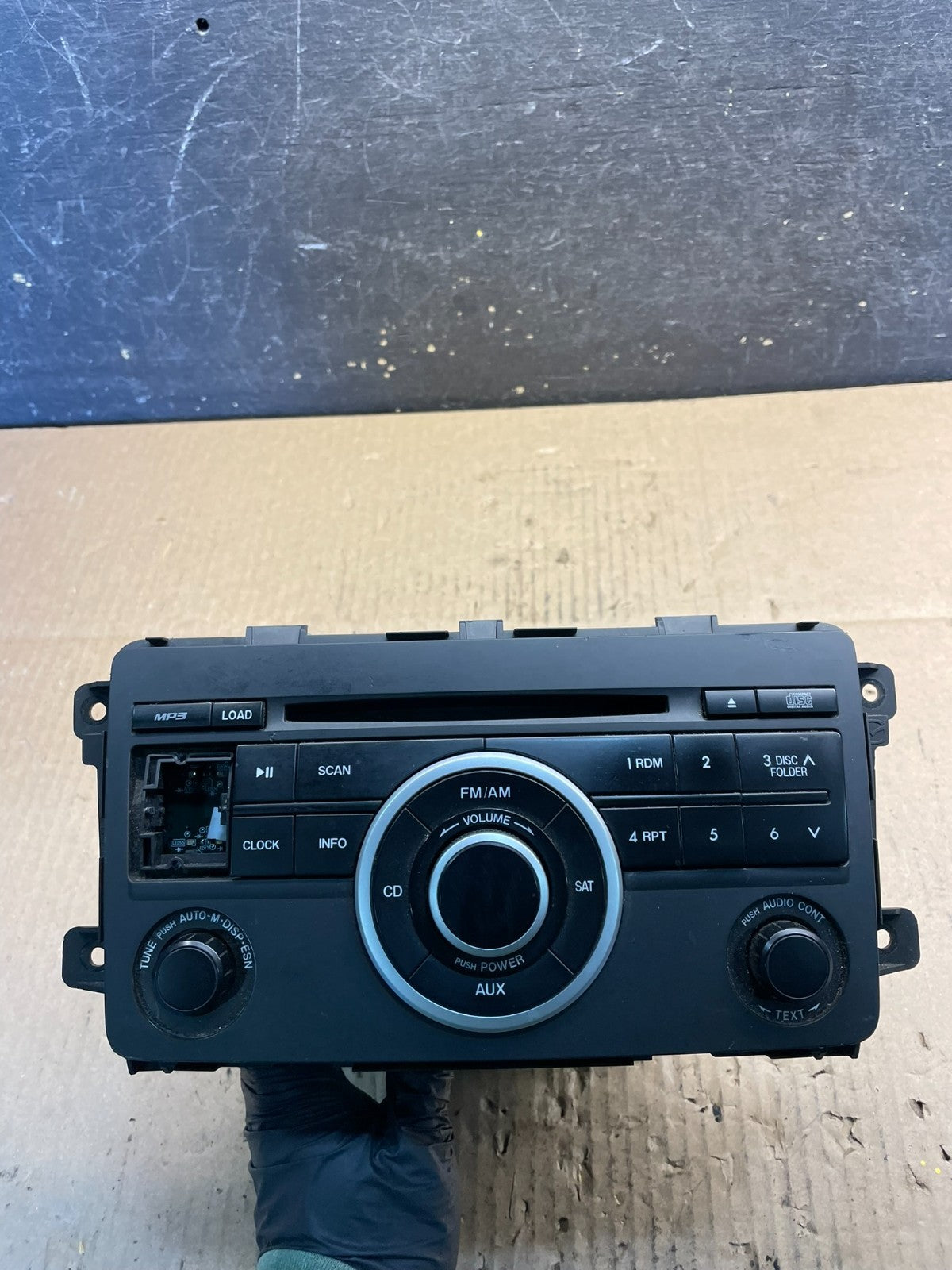 2010 2012 Mazda CX9 CX-9 Radio Stereo CD MP3 Player Screen Display U2216 DG0