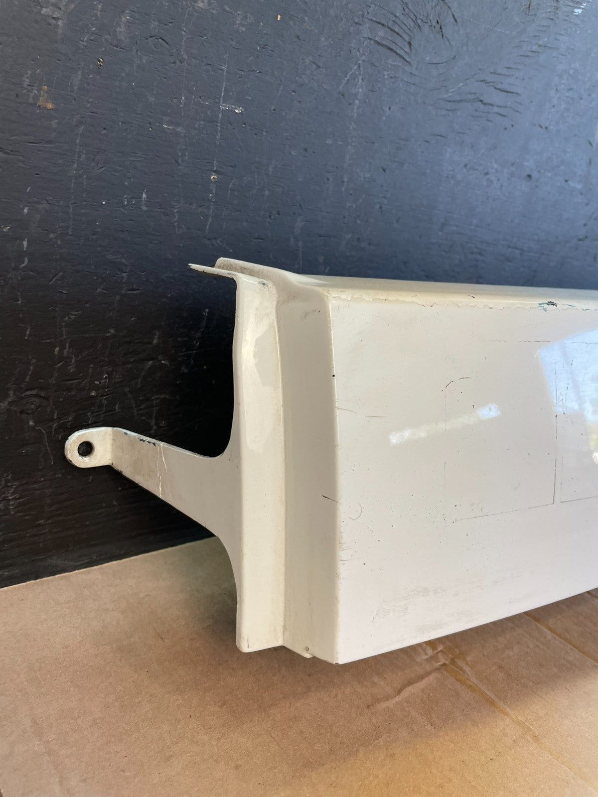 1989 to 1991 Oldsmobile Cutlass Rear Body Finish Panel Trim Trunk AC2103 DG2