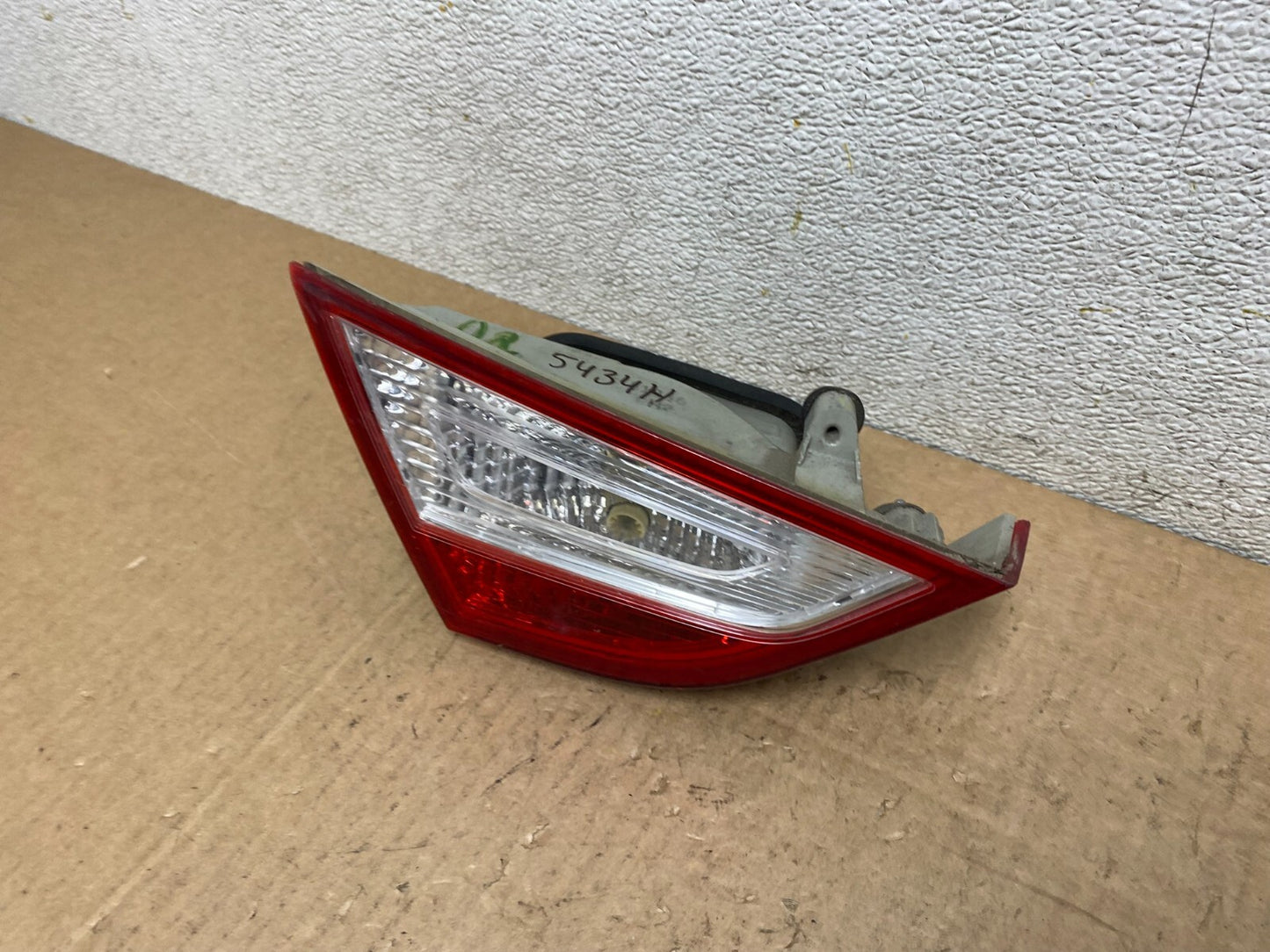 2011 2012 2013 2014 Hyundai Sonata Left Driver Inner Tail Light Oem L8458 DW1