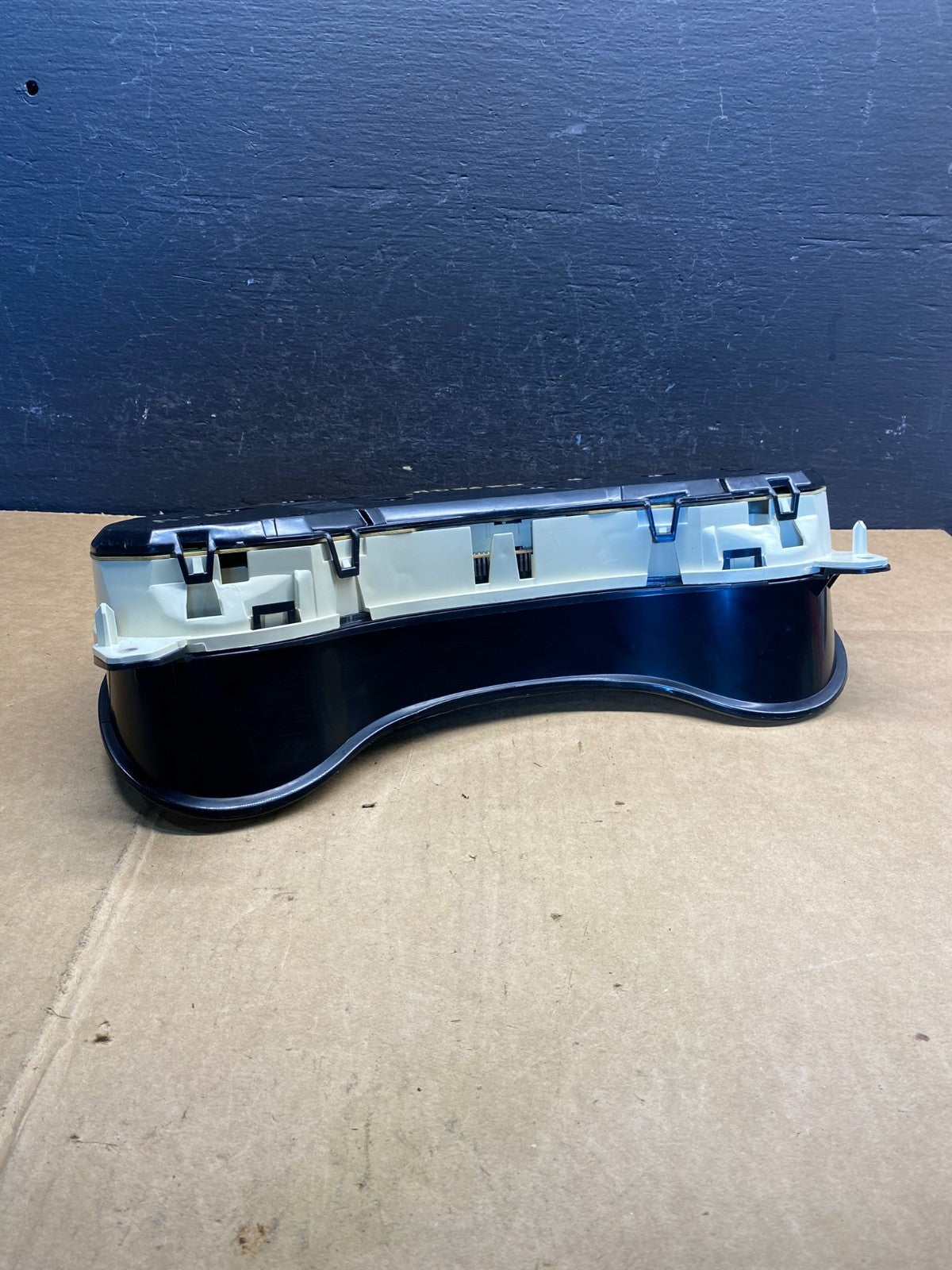 1998 to 2004 S10 Blazer Speedometer Cluster Instrument Gauges Panel AD36824