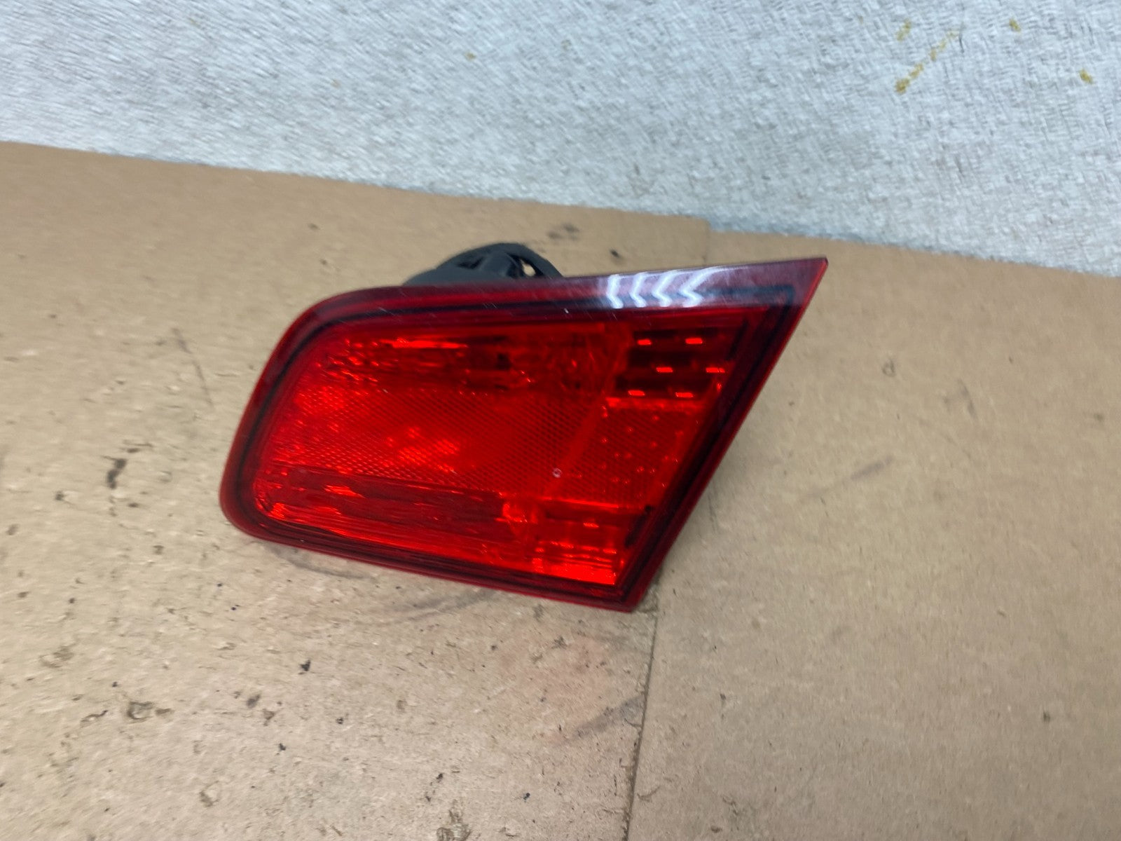 2010-2014 Subaru Legacy Right Passenger Rh Side Tail Light Inner Oem P5203 DW1