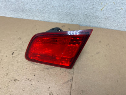 2010-2014 Subaru Legacy Right Passenger Rh Side Tail Light Inner Oem P5203 DW1