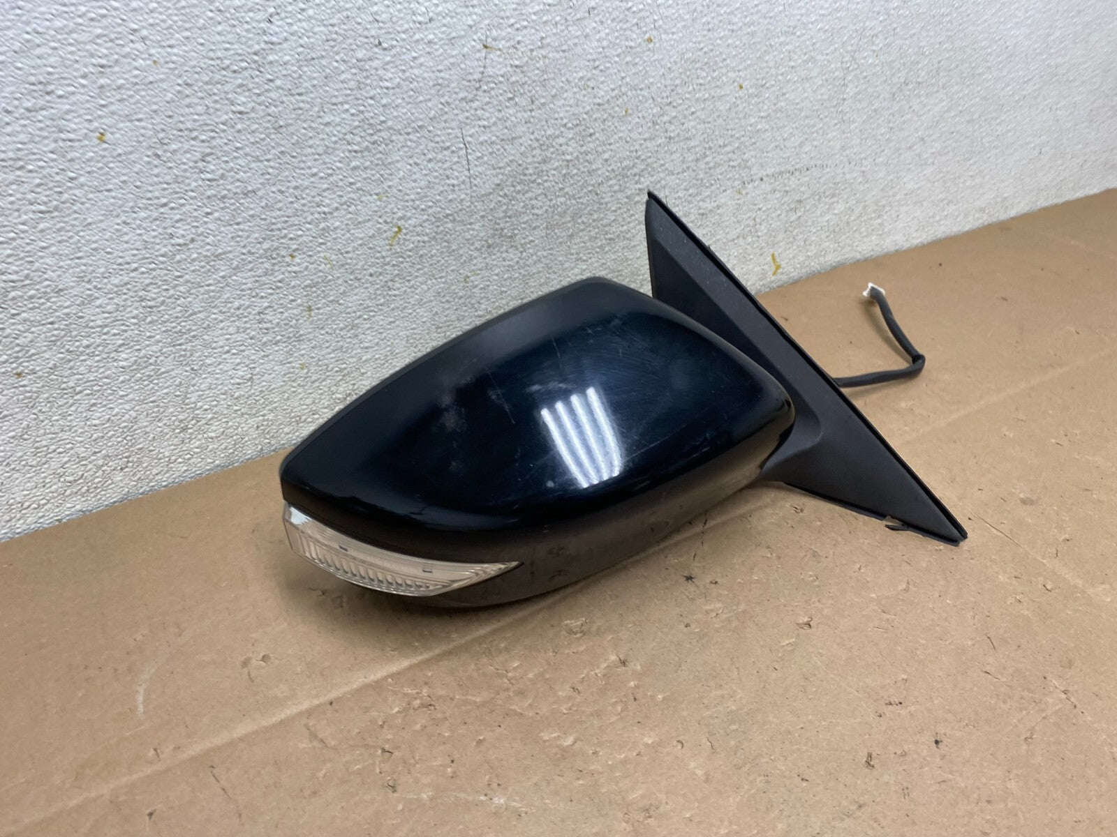 2016-2018 Nissan Altima Right Passenger View Power Turn Door Mirror M3690 PS2