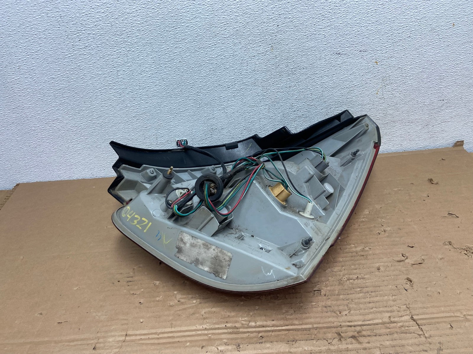 2004 2005 2006 2007 2008 Nissan Maxima Left Driver Lh Tail Light AD4321 LK6